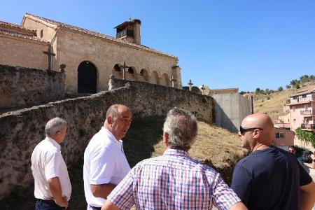 Imagen Atrás  Miguel Ángel de Vicente hace parada en Santo Tomé del Puerto, Casla, Castroserna de Abajo, Castroserna de Arriba y Prádena para...